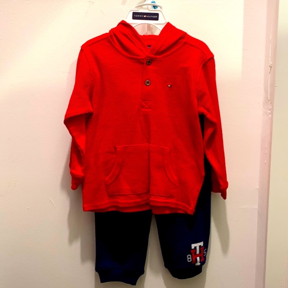 24M Tommy Hilfiger 2 Piece Set - Picture 1 of 4